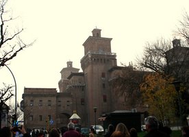 Ferrara castello.JPG